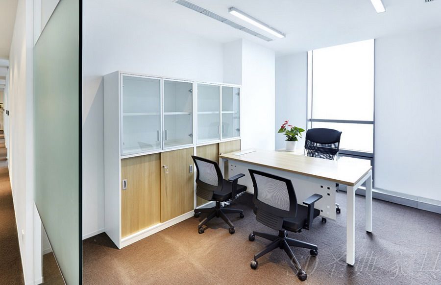 老闆辦(bàn)公(gōng)桌