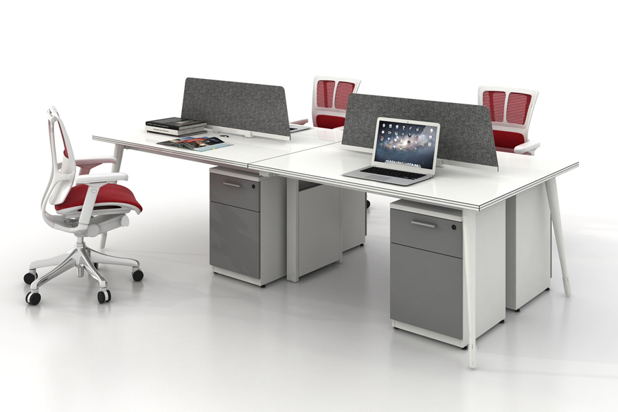 員工(gōng)辦(bàn)公(gōng)桌