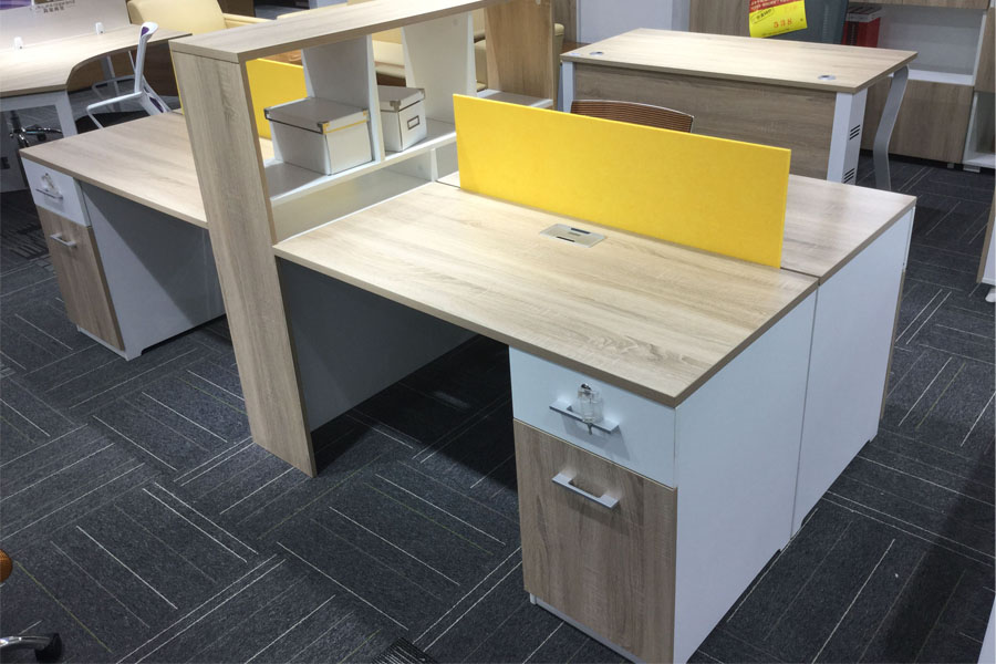 展廳員工(gōng)卡位